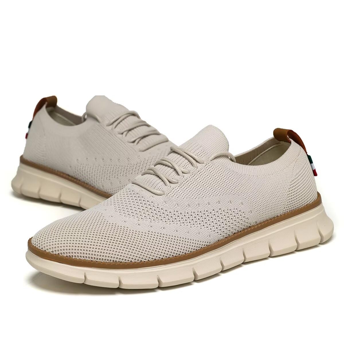 Sapato Oxford masculino casual leve com cadarço moderno tênis de caminhada, Bege, 39 em promoção! Veja a oferta e mais achadinhos de Sapatos 3 Hoje é o melhor dia para comprar Sapato Oxford masculino casual leve com cadarço moderno tênis de caminhada, Bege, 39 com aquele preço maroto! Promoção! Aproveite a oferta! 3