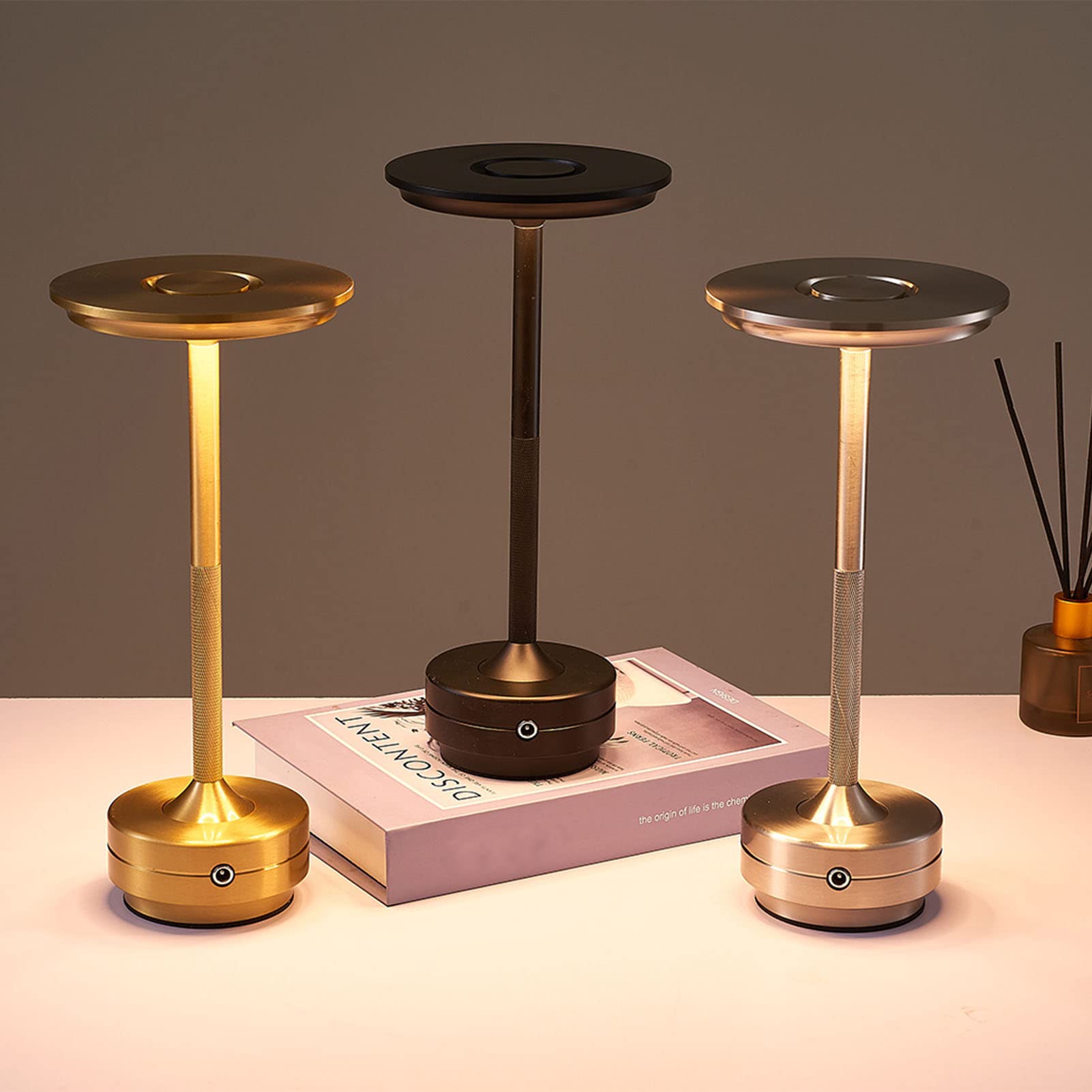Lámpara de mesa LED recargable, Lámpara de mesa LED inalámbrica, Lámpara de escritorio LED Lámpara de escritorio LED Ajuste de brillo Iluminación de 360 grados Lámpara de mesa de aluminio