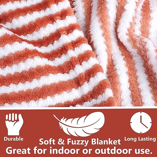 Image of Amazon Brand - Umi Premium Plush AC Blanket - Lightweight Luxurious Soft Towel Flannel Blanket, Super Soft Cozy and Comfy for Couch - (Single - 139 x 228 CM, Orange & White)| TC - 200