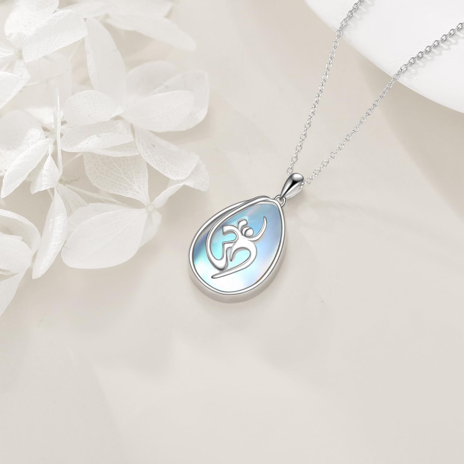 YAFEINI Om Collane per Donna Pietra di Luna Catena Argento 925 Om Collana Ciondolo Indiano Yoga Om Ohm Gioielli per Donne Uomo