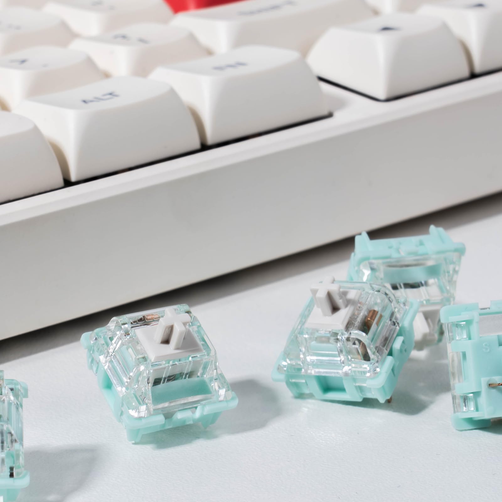 DRAOZA Kutethy X GATERON JAED Series 3.0 Lot de 108 commutateurs linéaires RVB pré-lubrifiés pour clavier mécanique de jeu MX Blanc 38 gf