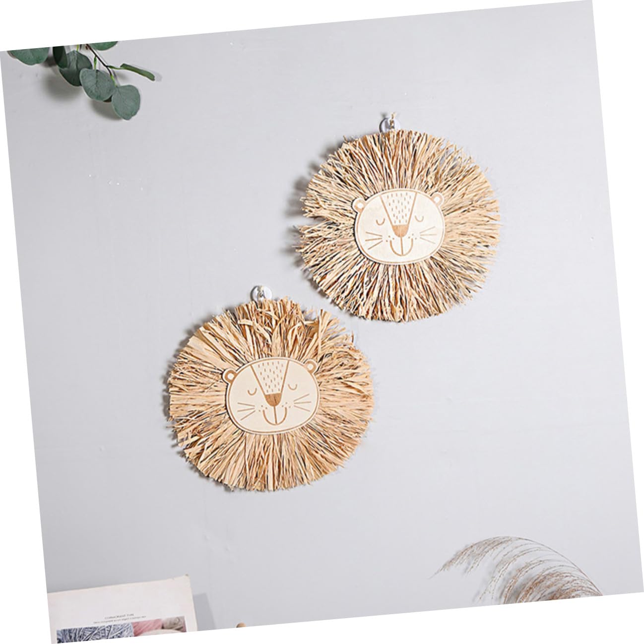 Veemoon Nordische Wanddekoration aus Bast mit Handgewebtem Löwenkopf 2 Stück Raffia Wandornament für Wohnzimmer und Schlafzimmer Skandinavischer Stil