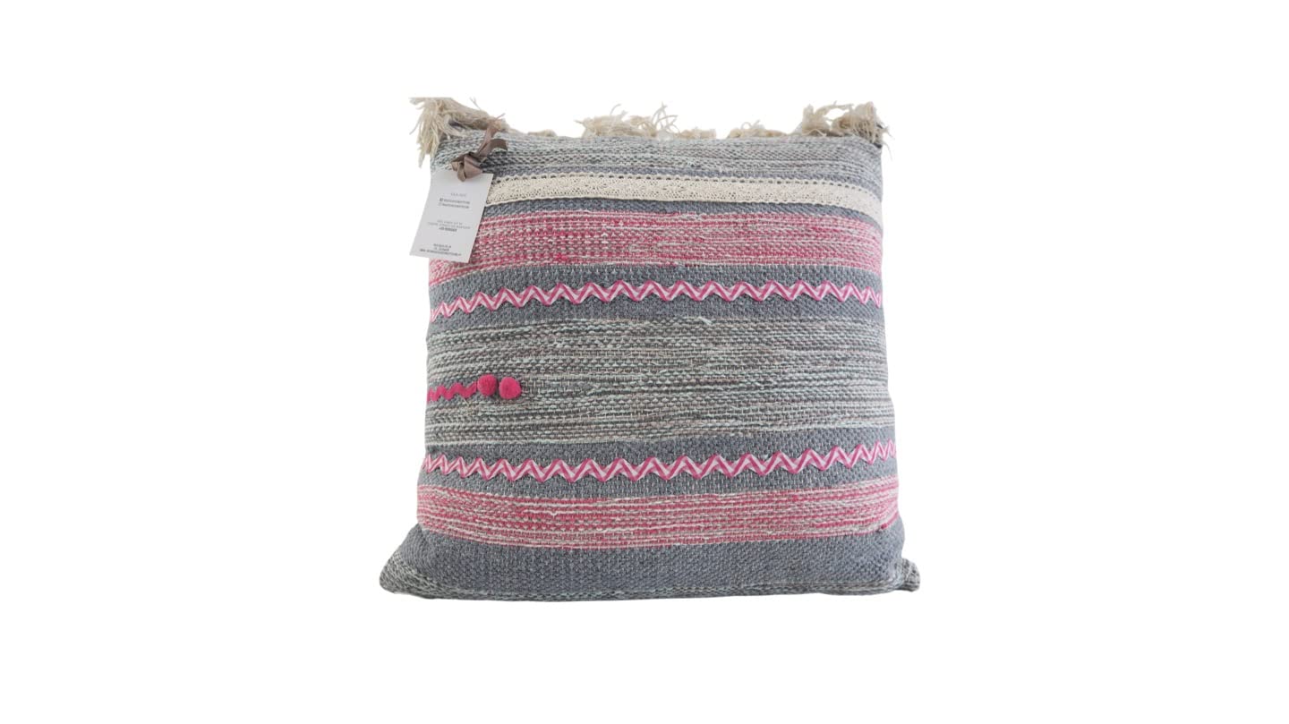Petit coussin en coton tapissé aux finitions soignées et tissage jacquard noble