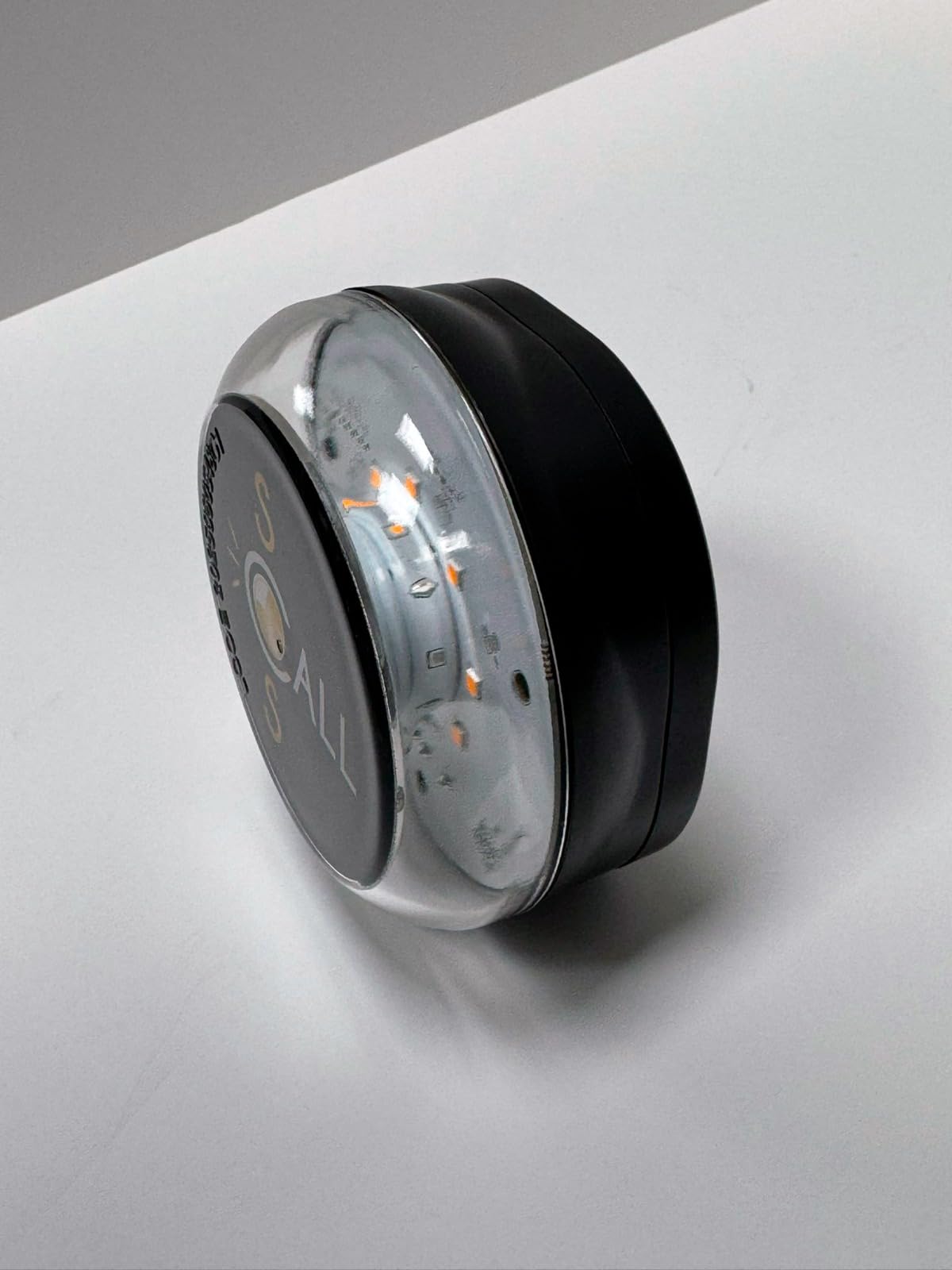 Baliza V16 | Pack 2 Luces de Emergencia V16 para Coche Homologadas DGT 3.0 con Geolocalización | Balizas SOS Conectadas | LED 360° Alta Visibilidad | Fabricadas en España | Válidas hasta 2040 — view 3