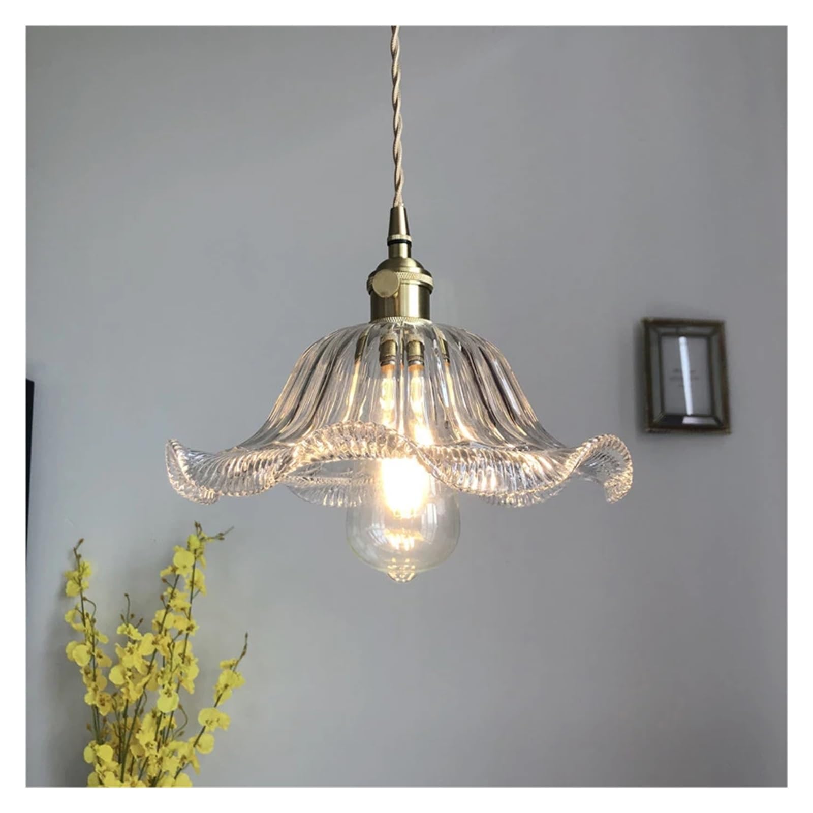 Jybnbbe White Brass-Colored Glass Chandelier Nordic Vintage Restaurant Bedside Lamp Creative Personality Cafe Bedroom Lamp,