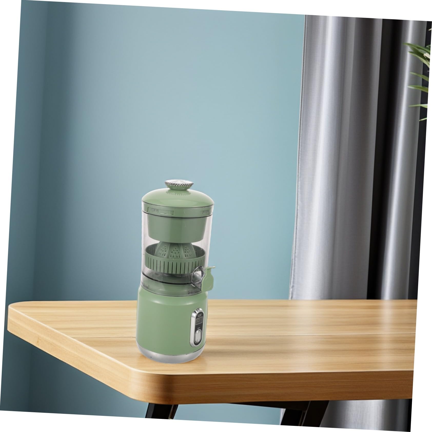 Exprimidor de Cítricos Eléctrico Portátil Verde de Plástico 600 Ml | Separación Automática de Pulpa, Tecnología de Prensado, Uso en Hogar y Viaje