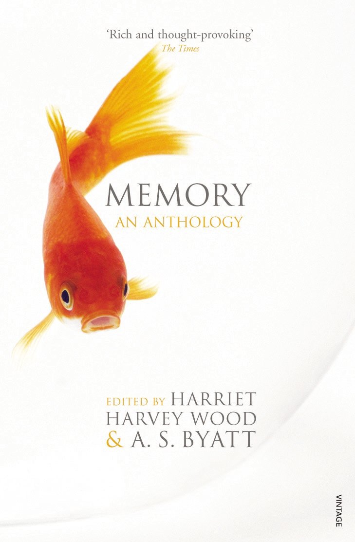 Harriet Harvey Wood - Memory - Paperback Book