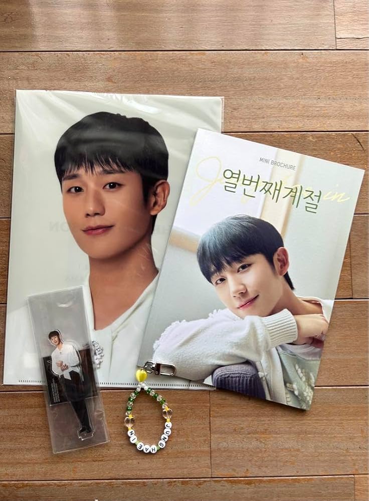 Amazon.co.jp: チョンヘイン ミニ写真集、キーリングなど4点