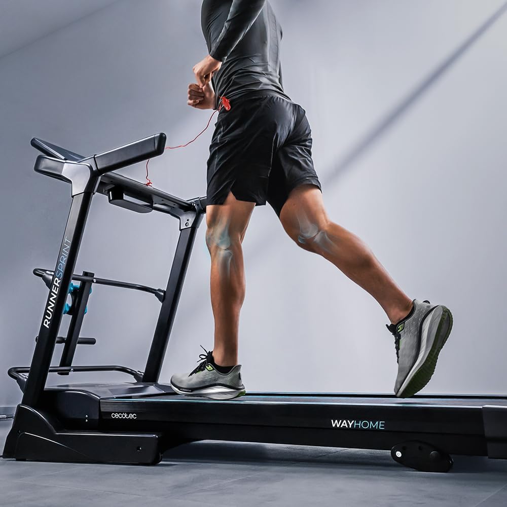 Man running on the treadmill, illustrating the UltraFlex cushioning system.