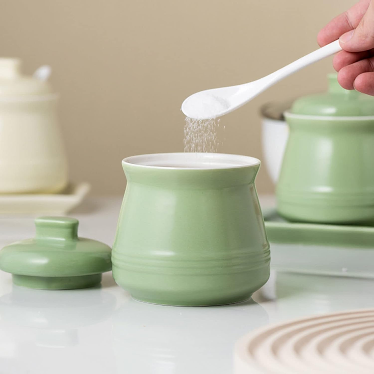 Un bol de sucre, un récipient de sucre Sucrier avec couvercle, pot à sel et à sucre, pot à assaisonnement, pot de stockage de sucre, pot à sucre, récipient à sucre, pot à épices-vert-sucrier(Green)