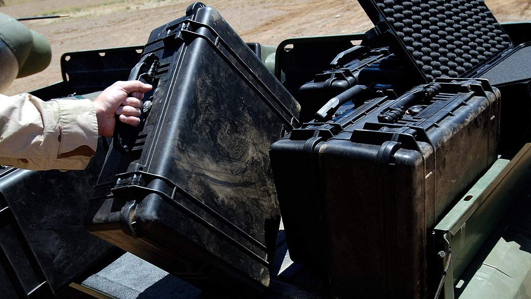 Amazon | PELICAN(ペリカン) 中型防水ハードケース 1550HK