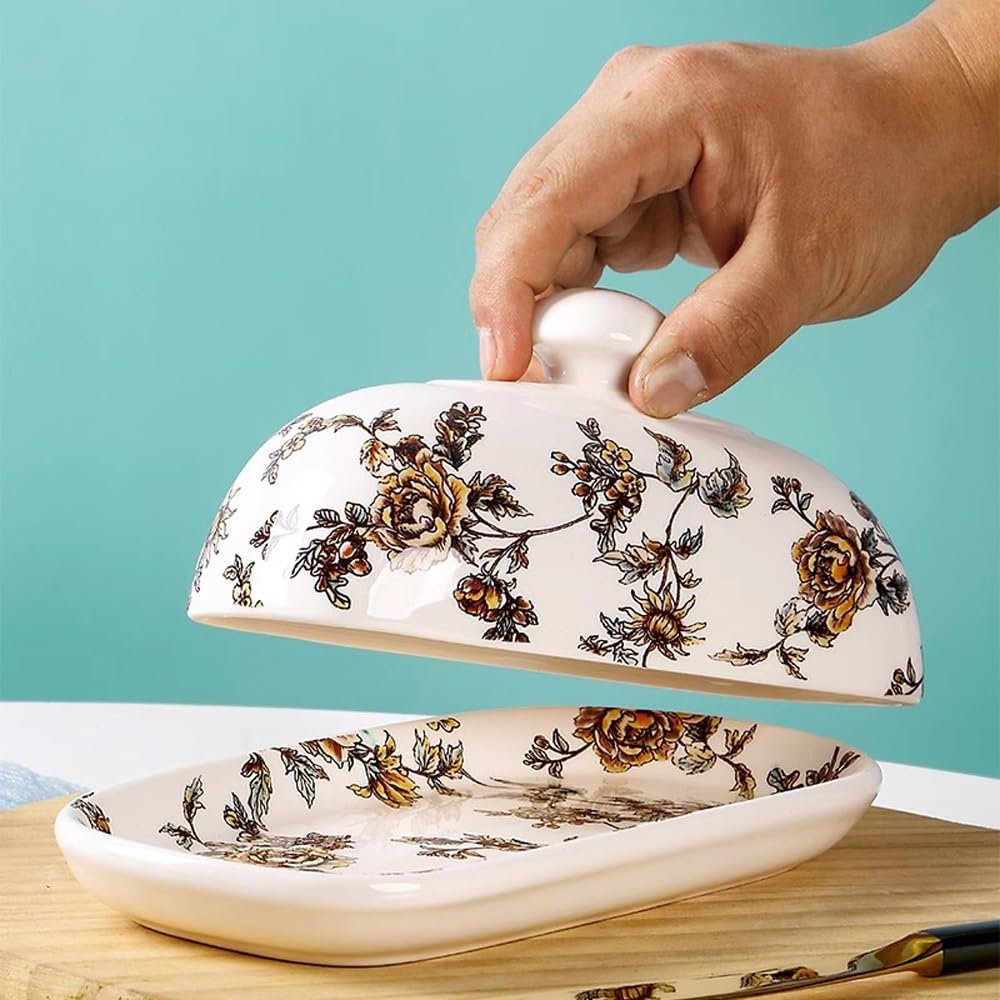 Pudełko na masło w stylu amerykańskim, kreatywna taca z ceramiczną pokrywką, owalne pudełko na masło do deserów z podszkliwnym wykończeniem, czerwone —
