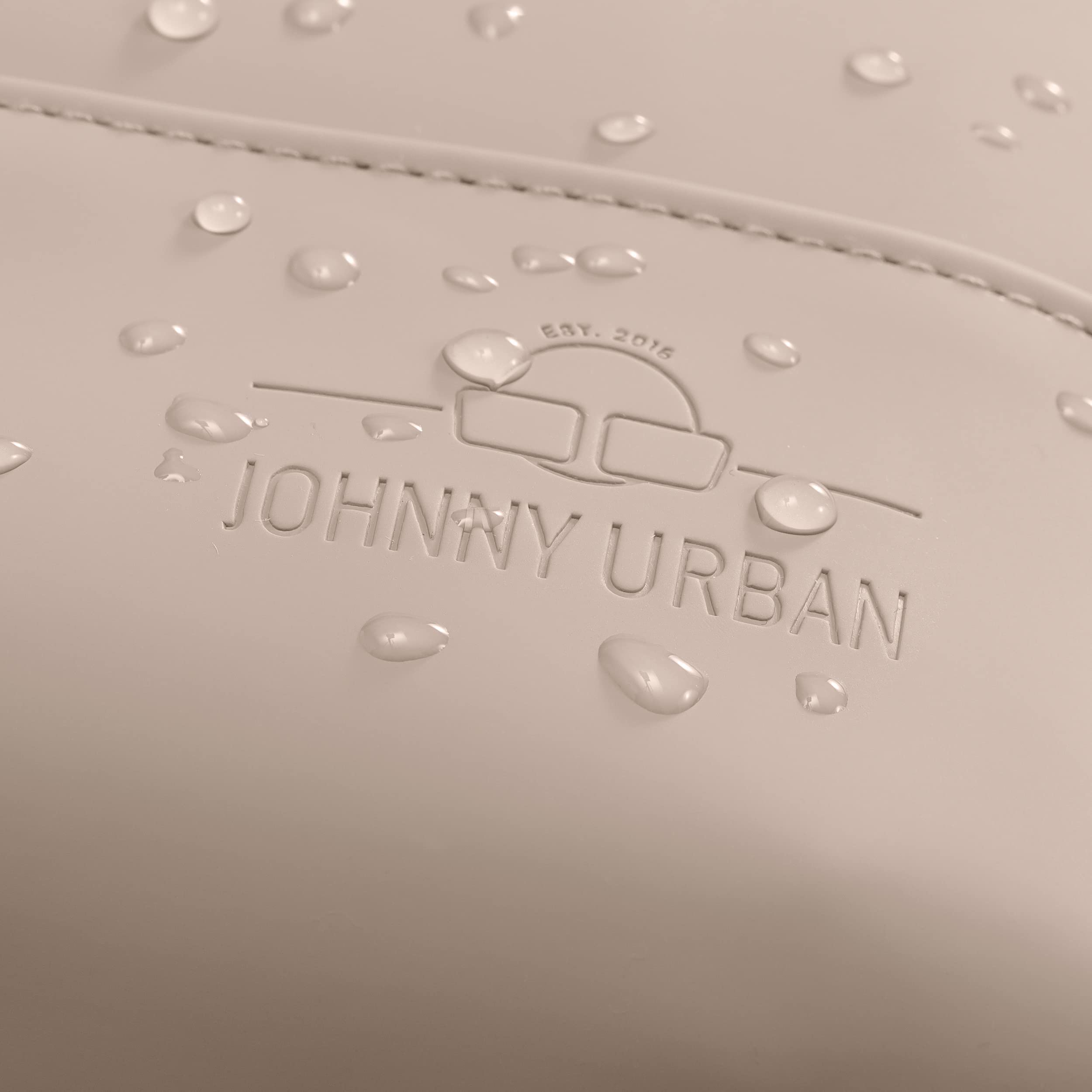 Johnny Urban Sac à Dos Femmes - RUBY - Petit Sac Feminin et Elegant avec Compartiment Protégé pour Ordinateur Portable - Hydrofuge