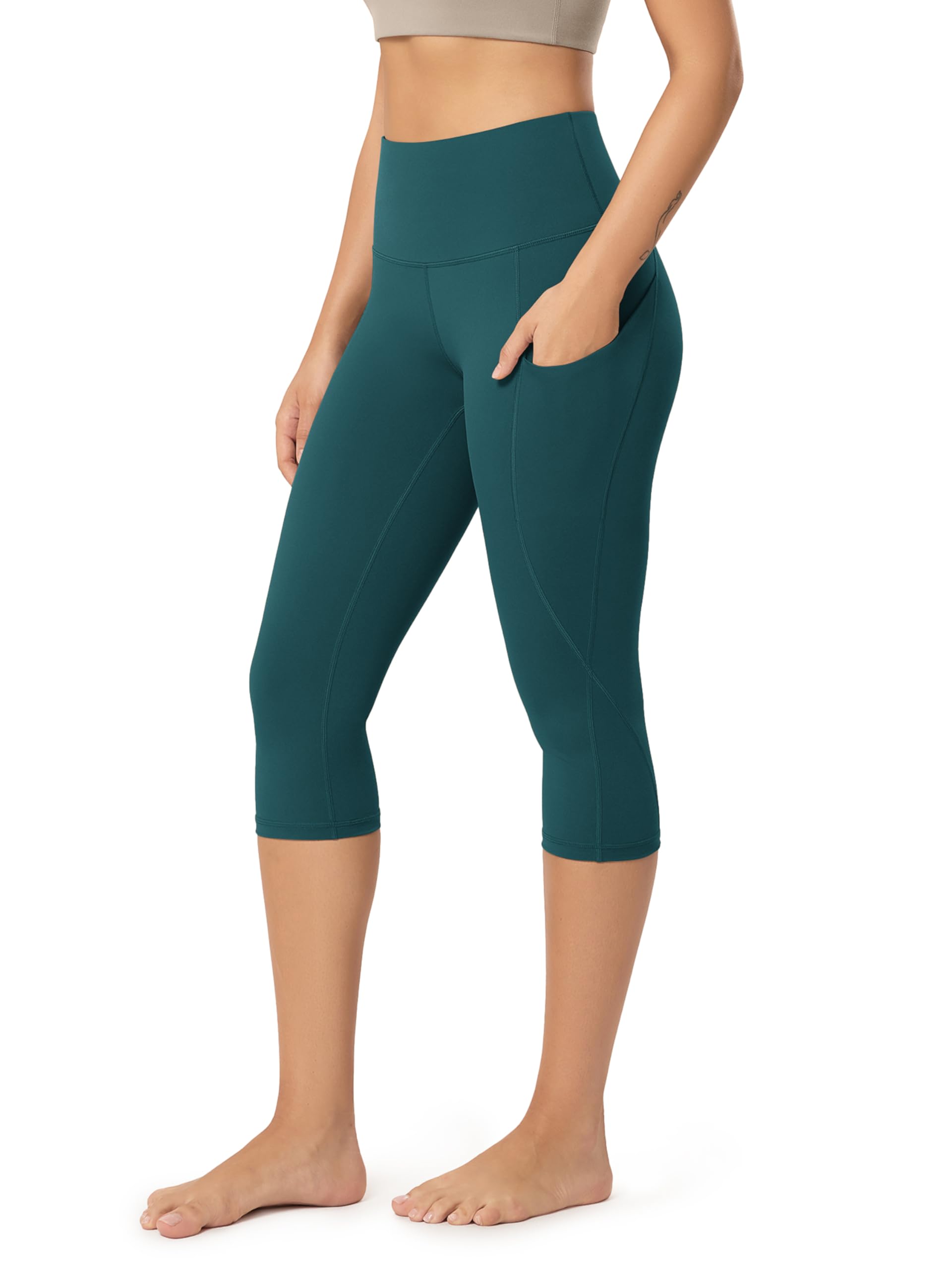 ODODOS Women's High Waisted Yoga Capris with Pockets, Tummy Control Non See Through Workout Athletic Running Capri Leggings