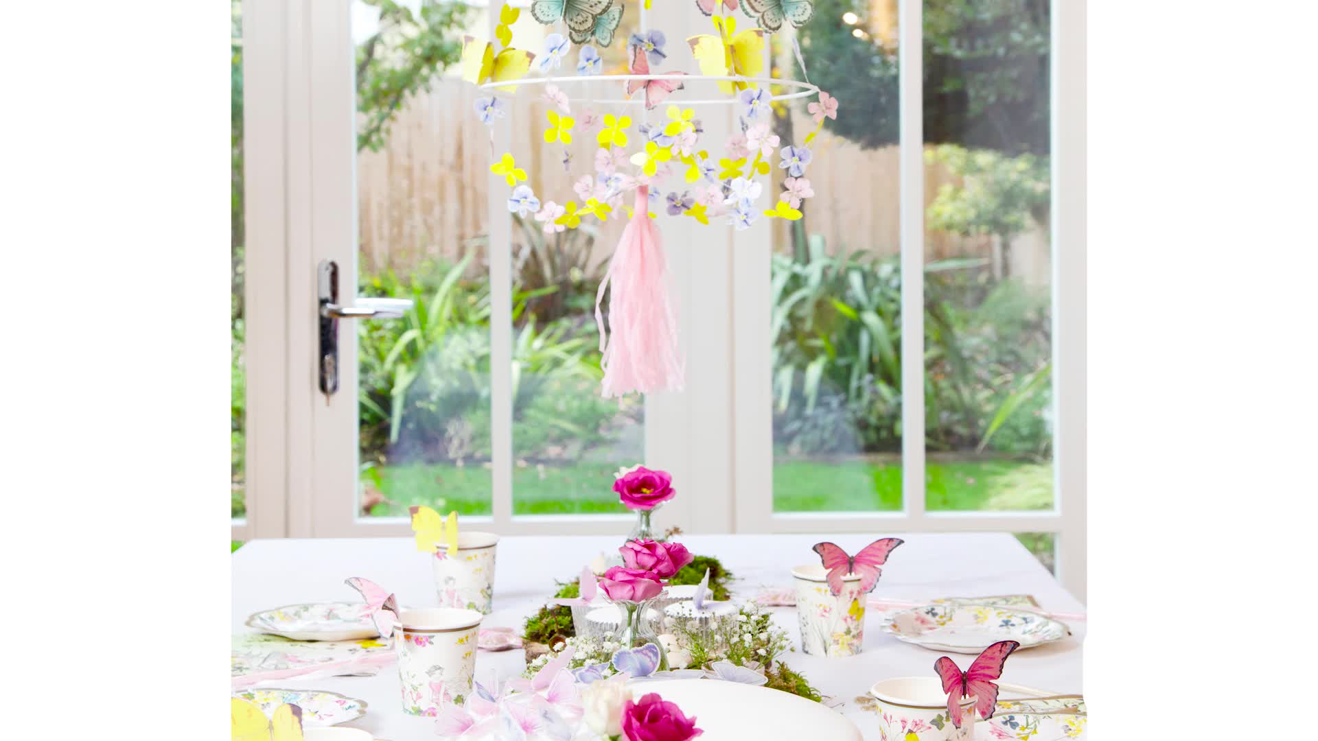 Copritavolo Paper Fairy | Riciclabile, tovaglia rettangolare, stoviglie usa e getta | Per Festa delle farfalle per bambini, decorazioni di compleanno, tè pomeridiano, battesimo, festa della mamma
