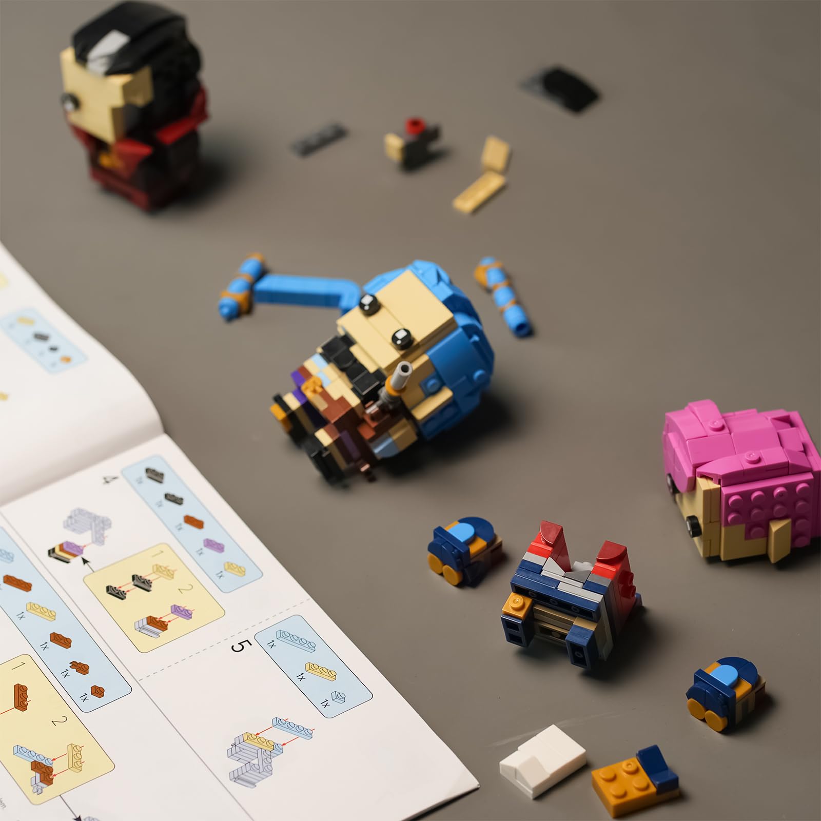 Cyberpunk anime figurka zestaw do budowania kompatybilny z Lego dla dorosłych | Sci-Fi Fighter Buildable Character, dekoracja biurka do gier i prezenty kolekcjonerskie