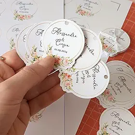 Tag Personalizada Redonda 5x5 cm com Furo, 100 Unidades, Arte Customizável para Casamento e Eventos