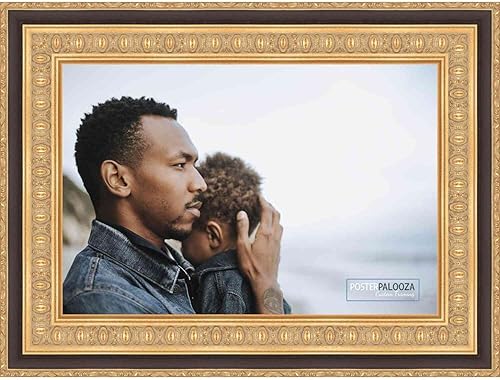 Miniatura 5 de Poster Palooza Marco de fotos de madera tradicional dorado de 36 x 30 pulgadas con acrílico UV, respaldo de tablero de espuma y accesorios
