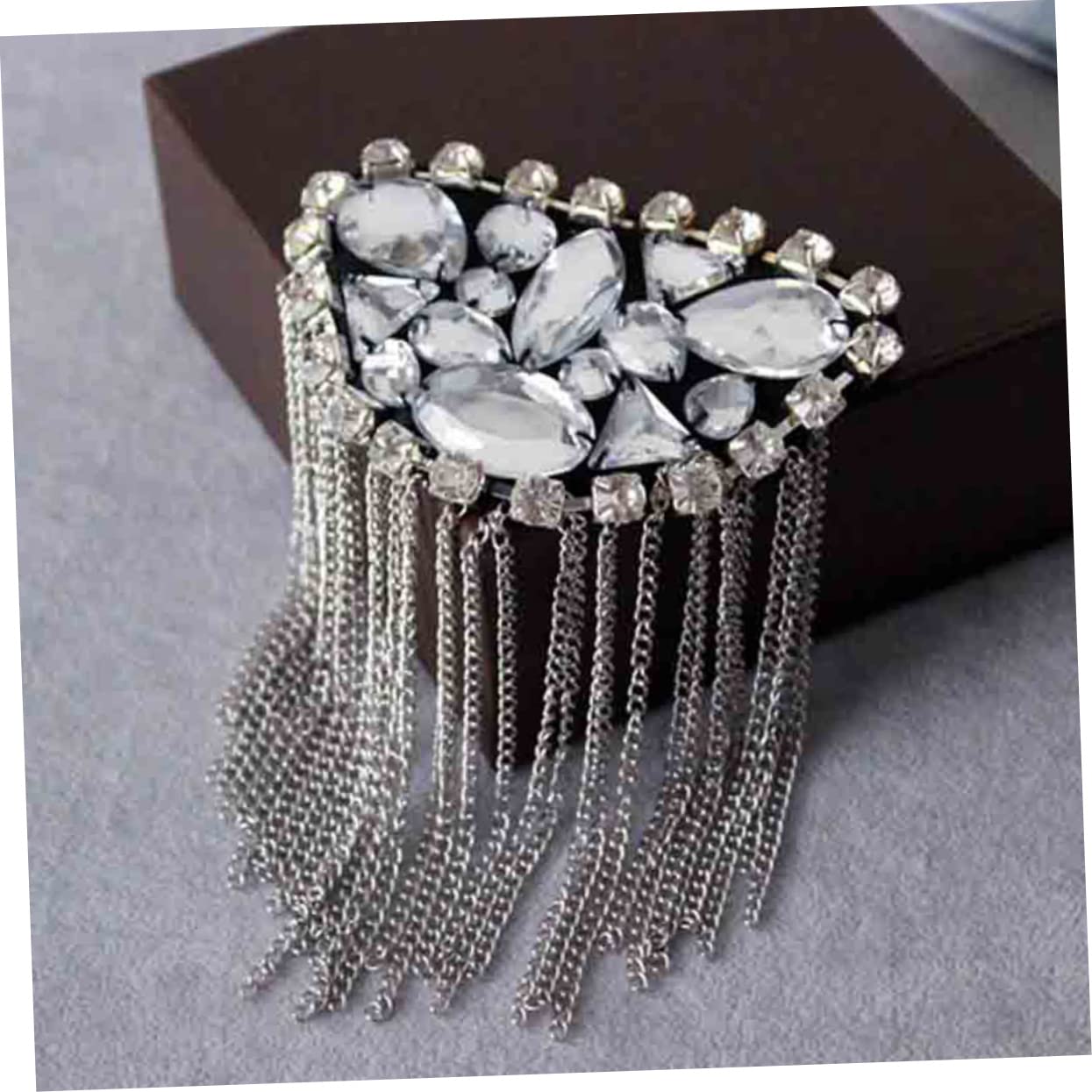 SHERCHPRY 3pezzi Spilla Metallo Con Strass e Frange Accessorio Per Abbigliamento Spilla Creativa Per Spalline Per Occasioni Speciali e Festività