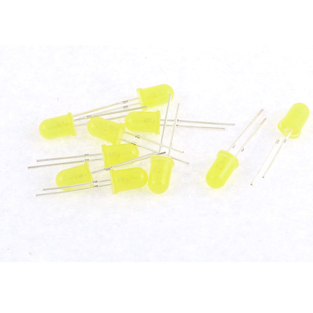10 Uds. Diodos de 5mm, Parte Superior Redonda, diodo emisor de luz Amarilla de un Solo Color, diodos Schottky, Bombillas LED SUNBOOOYIN