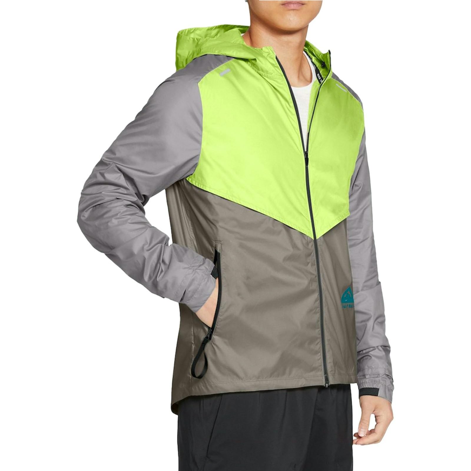 NIKEMen's M Nk Sf Trail Windrunner Jkt Jacket