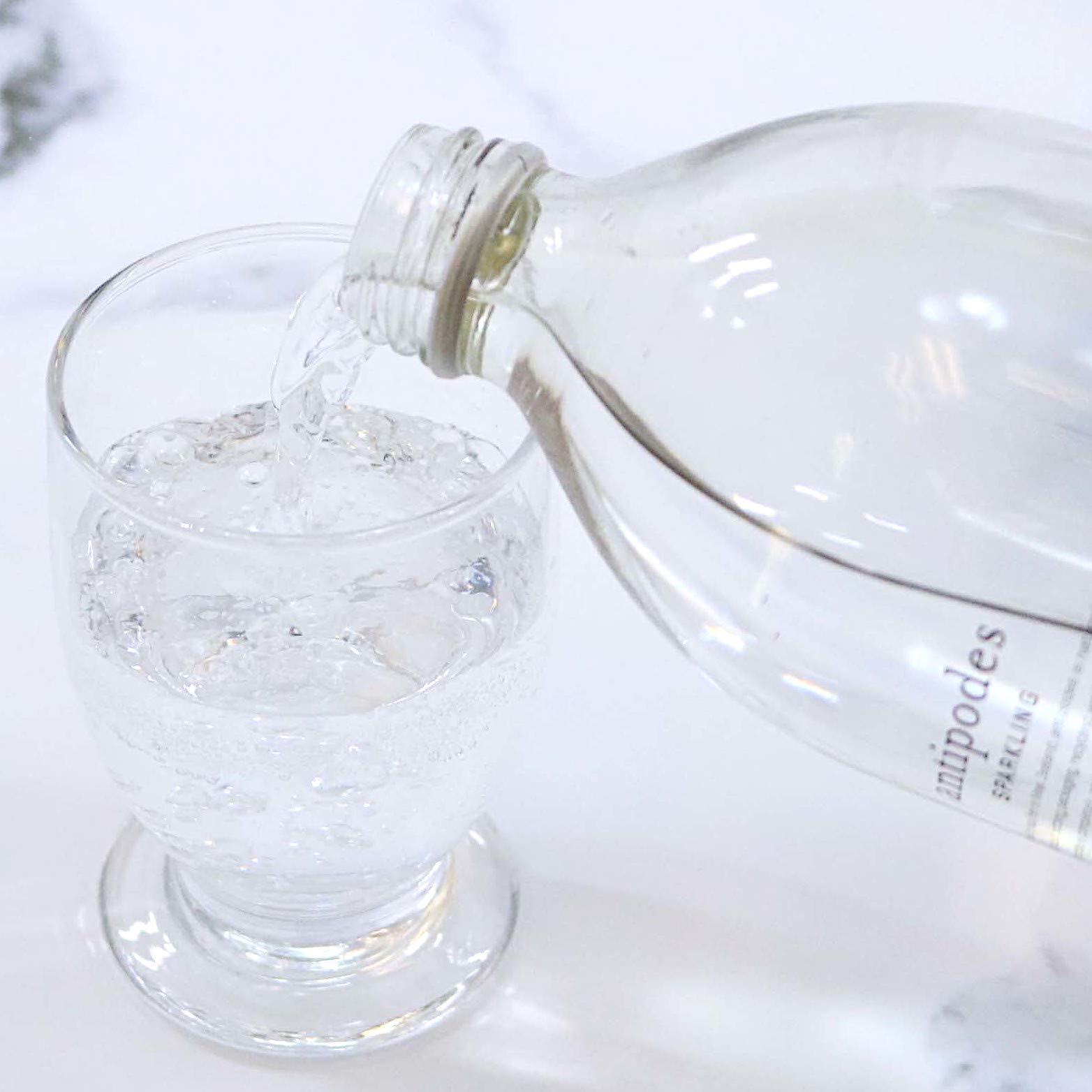 Amazon.co.jp: アンティポディーズ 炭酸水 スパークリングウォーター
