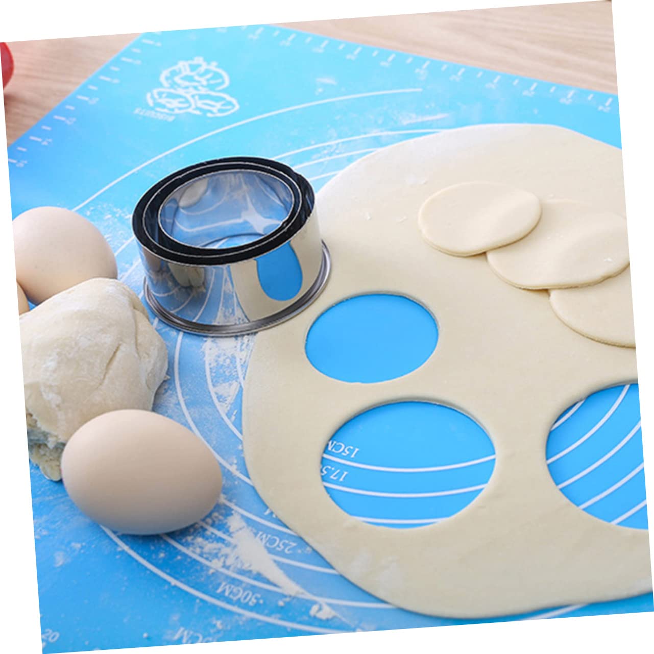 Cabilock 1set Stainless Steel Dumpling Cutter Set Teeth Shaped Molds for Easy Dough Cutting Kitchen Gadget for Dumplings Easy to 6pcs