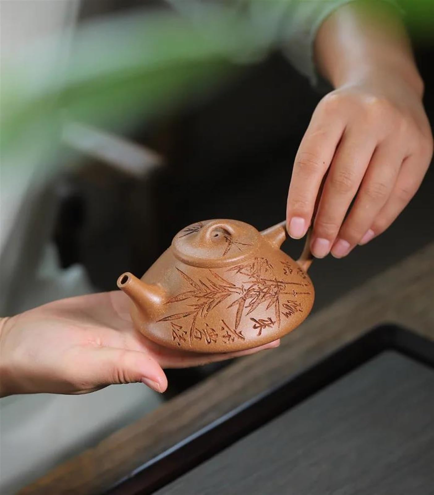 Juegos de té Juego de té Chino Zisha de 150 ml, Tetera Hecha a Mano con diseño de Hojas de bambú, Tetera de Arcilla Morada con Forma de Cuchara, Juego de té de Viaje, Tetera