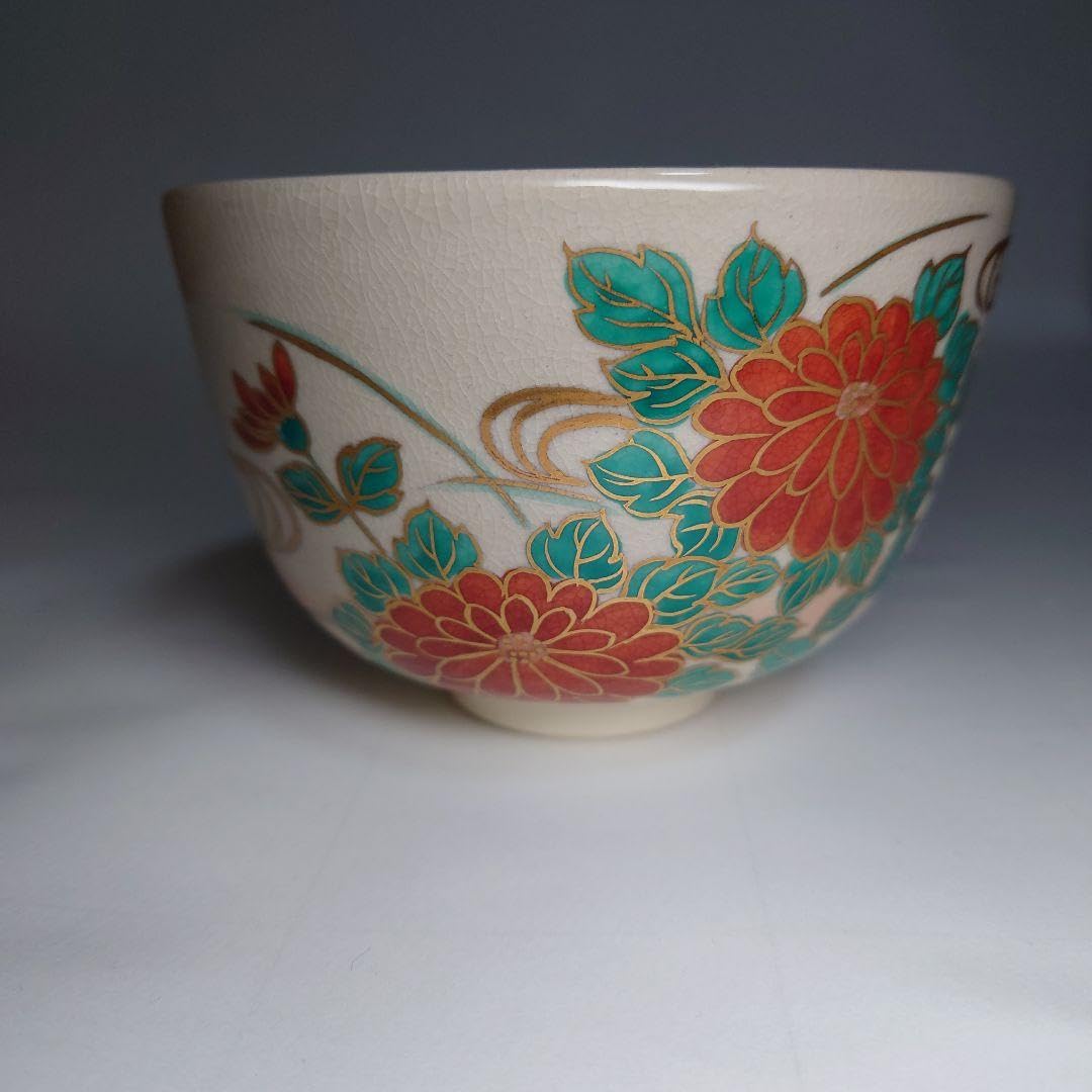 中村香菊 京焼 赤絵金襴手茶盌 共箱 清水焼 抹茶碗 抹茶茶碗 茶道具 茶器 中村香菊 京焼 赤絵金襴手茶盌 共箱 清水焼 抹茶碗 抹茶