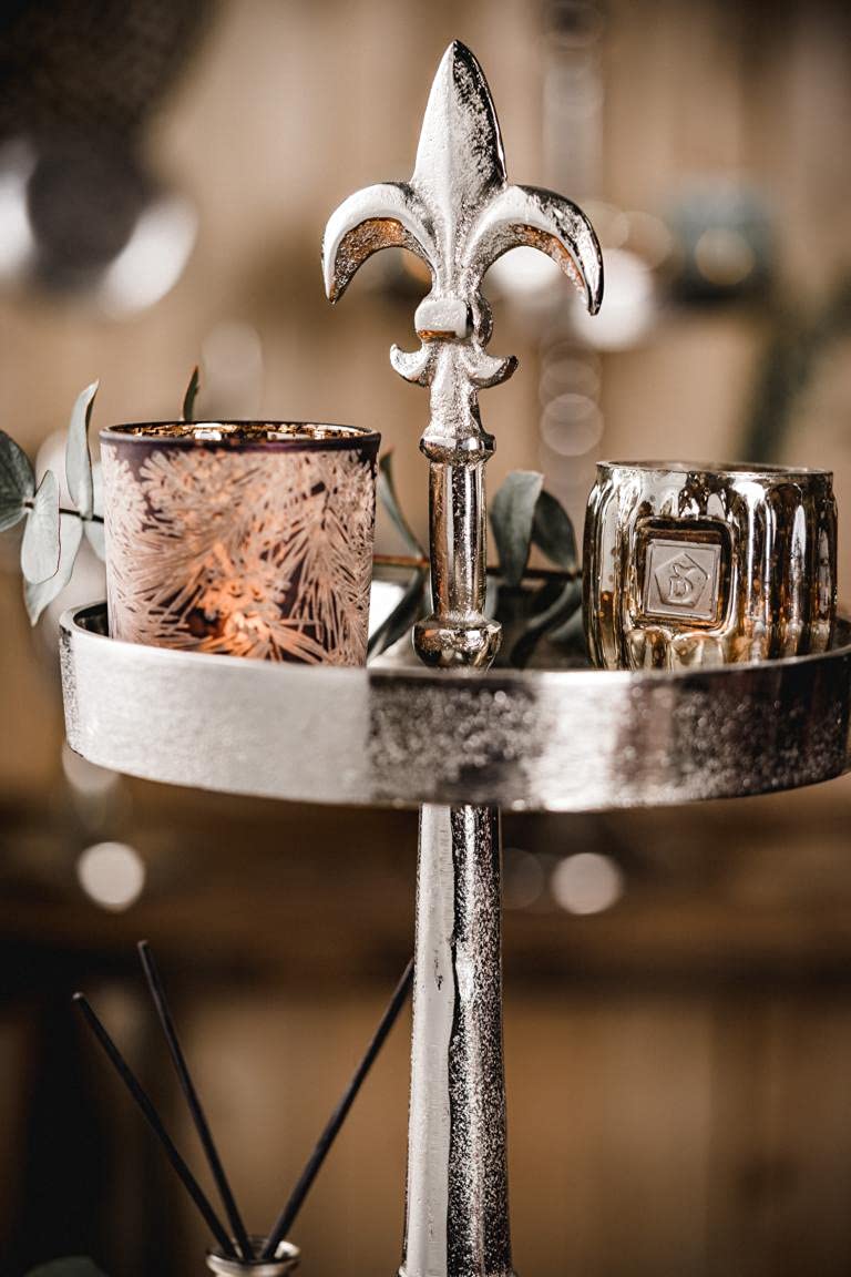 Etagere Lilie 2-Stöckig Dekoteller Schale Deko Dekoration - Servierplatte Groß aus Metall Aluminium - Silber Luxus - Tischdeko Hochzeit - Weihnachtsdeko für Wohnzimmer, Esszimmer oder Küche - 57 cm