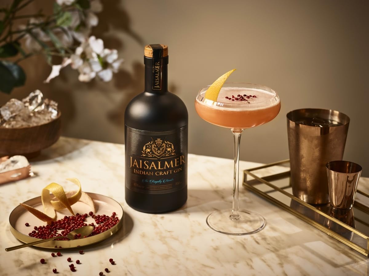 JAISALMER - Coffret 4 verres - Distilled Gin - Idéal pour la dégustation de gin pure - 43% Alcool - Origine : Inde - 70cl