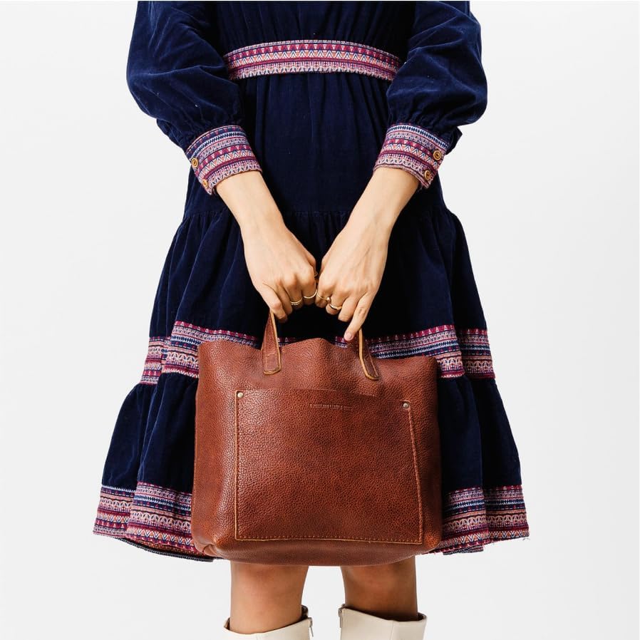 Portland Leather Goods Medium Crossbody Tote for Women – Handmade from the Finest Full-Grain Hides | Handmade - Image 7