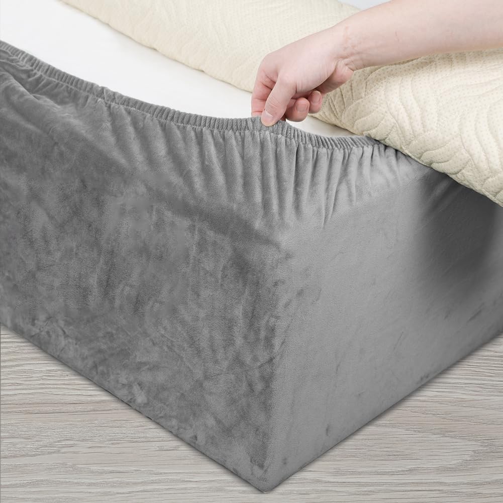 DUJUIKE Mantovana Giroletto Vestiletto Coprirette, Mantovana in velluto riccio per divano letto, Protezione Del Giroletto, Trasforma una base per letto(Cal King Bed Width:180-190cm,Grigio Chiaro)