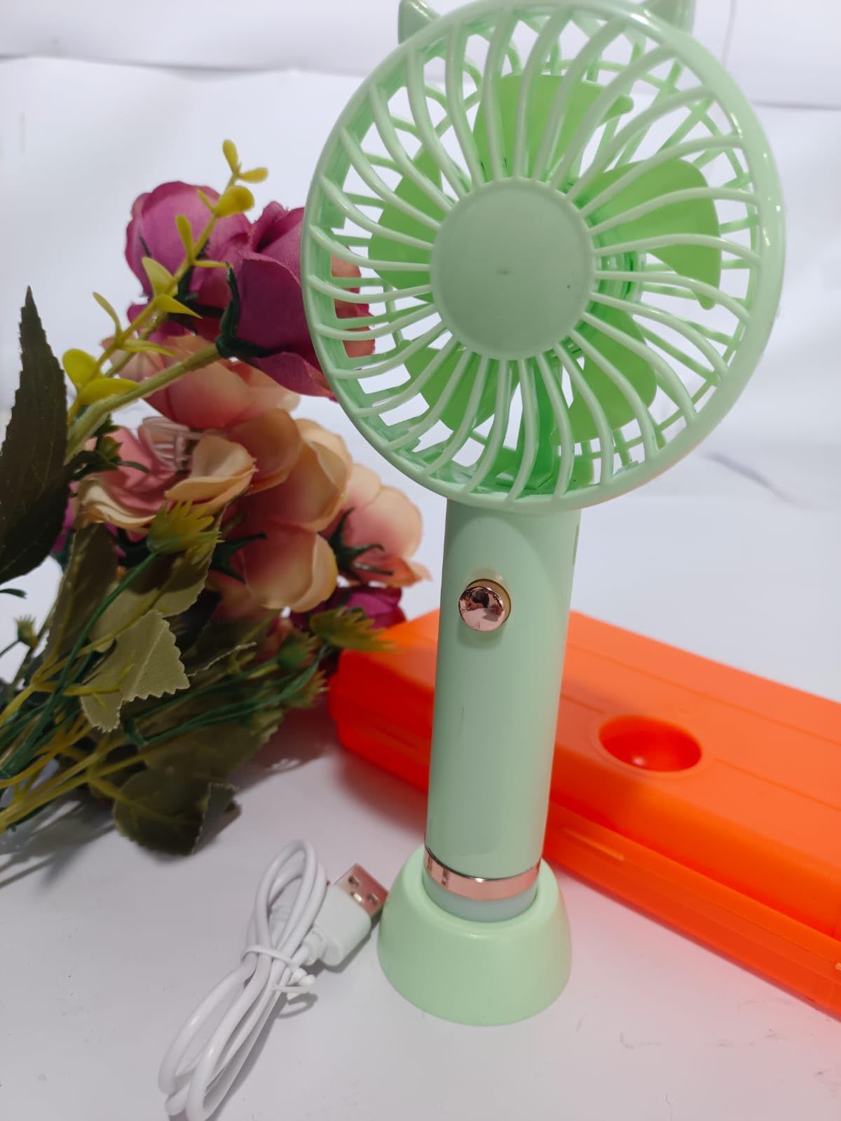 Verbier Mini Portable Fan/Cute Hand Fan/Noise Less Fan/USB Rechargeable Fan With Base/Small Hand Fan/Makeup Fan With Light For Women, Men, Kids Indoor And Outdoor Use Set Of 1 (B0CY9BPGP9) Amazon Price History, Amazon Price Tracker