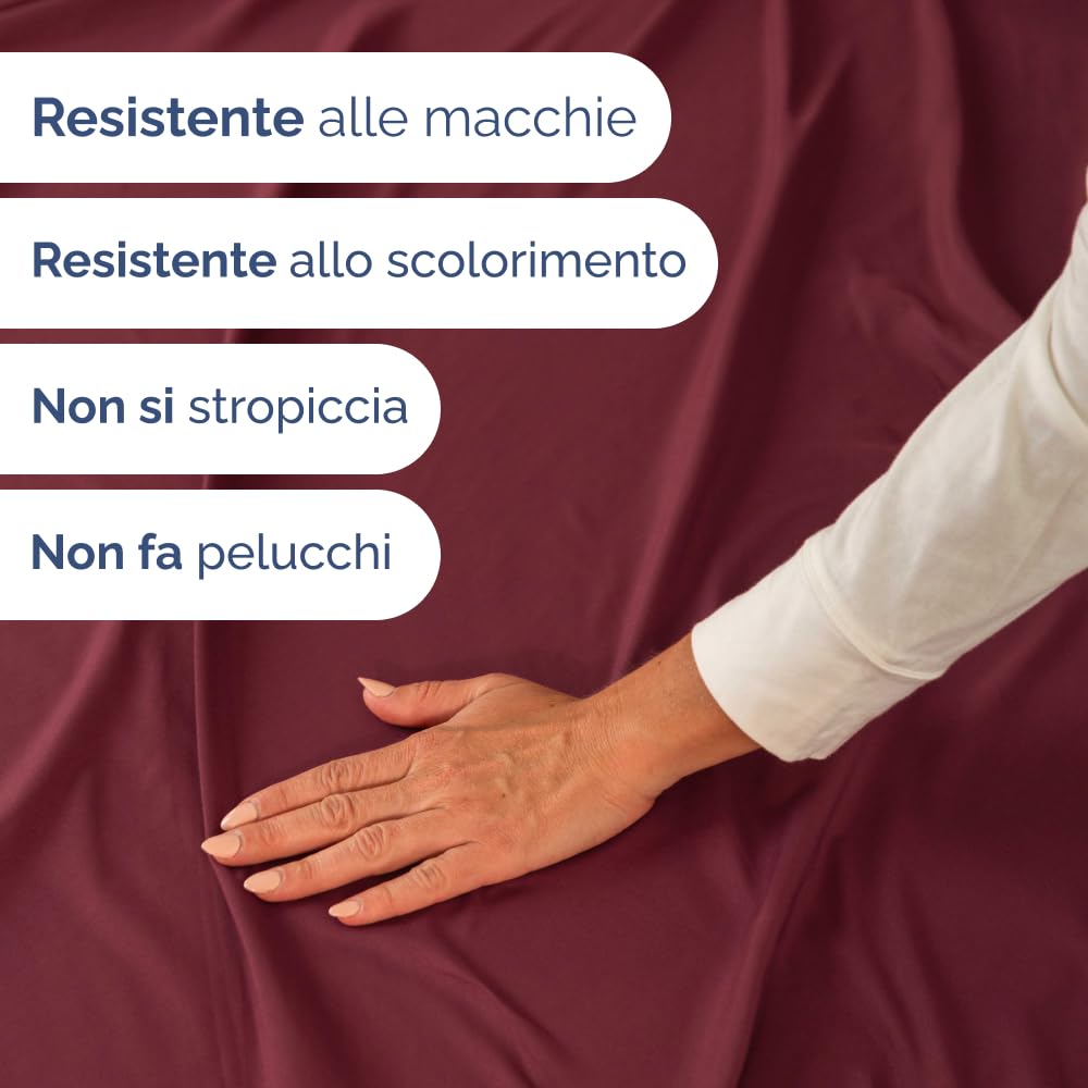 Set lenzuola una piazza e mezza 4 pezzi 135x190 cm - morbida microfibra spazzolata, traspirante e certificata OEKO-TEX - lenzuolo con angoli, lenzuolo piatto 225x255 e 2 federe 50x80 - Borgogna