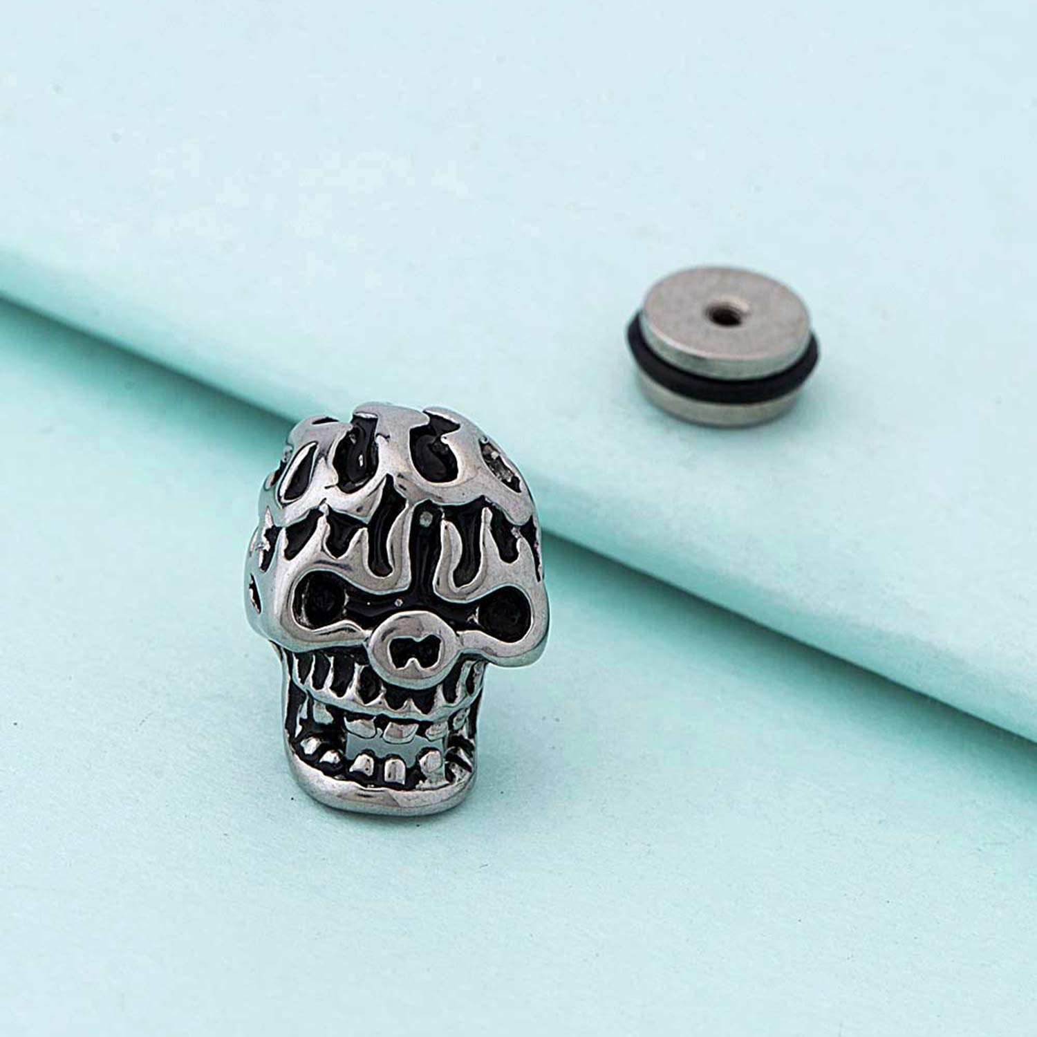 Women's Classic Stud Earrings, Timeless Elegance