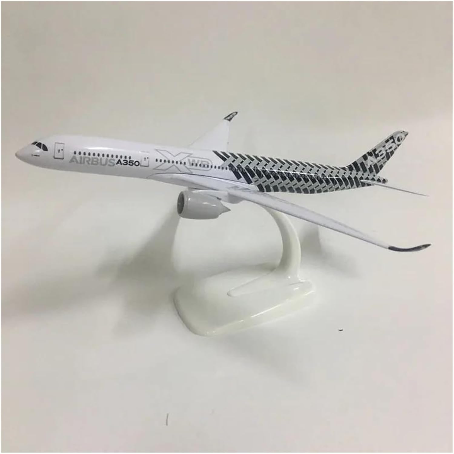 Miniature Scale 1:300 for Airbus A350 Plane Model Aircraft 20cm Diecast Metal Planes Toys Gift Flying Toy Game Kits