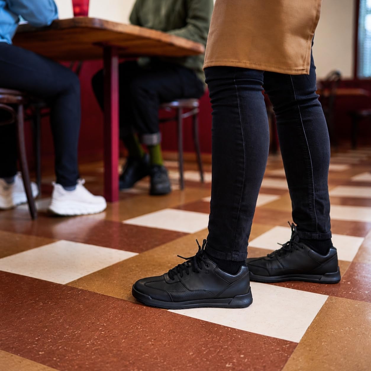 Shoes for Crews Liberty Zapatos Profesionales Antideslizantes Impermeables Mujeres