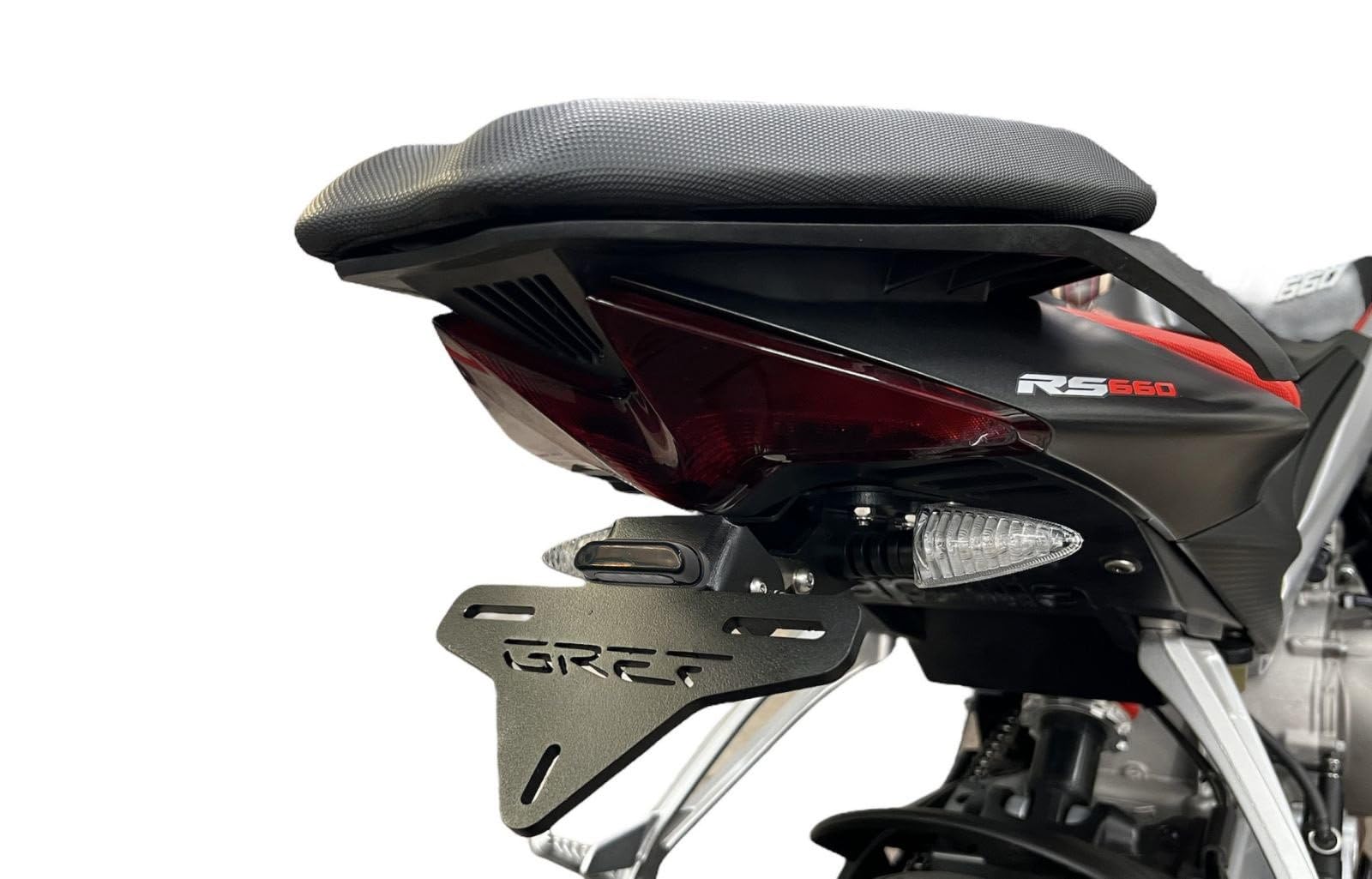 GREF Uchwyt na tablicę rejestracyjną do Aprilia RS 660 2021-2024 z przyciskiem podnoszenia