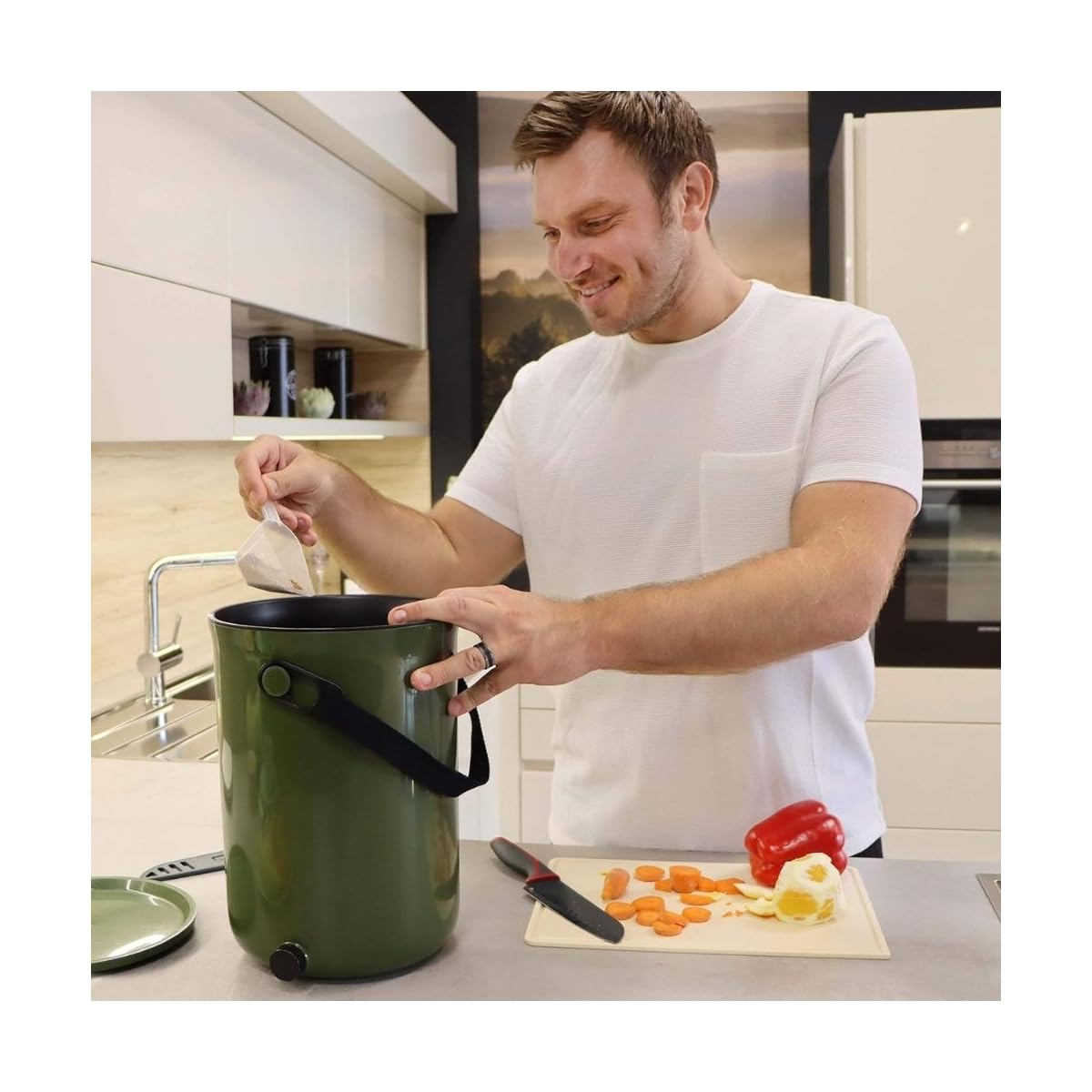 Skaza Bokashi Organko 2 (9.6 L) | Composteur de Cuisine en Plastique Recyclé avec Activateur de Fermentation 1 kg (Vert Olive)