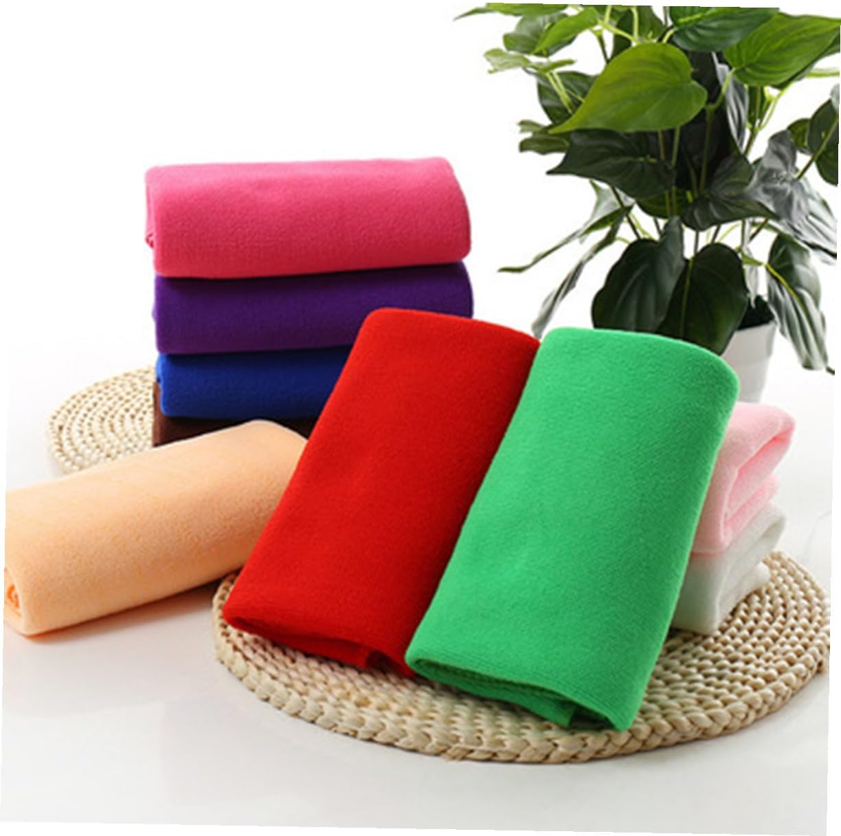 Green Microfiber Car Towel High Absorbent Polishing Waxing Drying Cloth Scratch Safe for Vehicle Paint Truck Motorcycle Boat and Rv Cleaning
