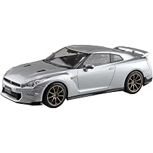 Aoshima Nissan R35 Nissan GT-R 2004 Ultimate Metal Silver 132 Scale Model Kit