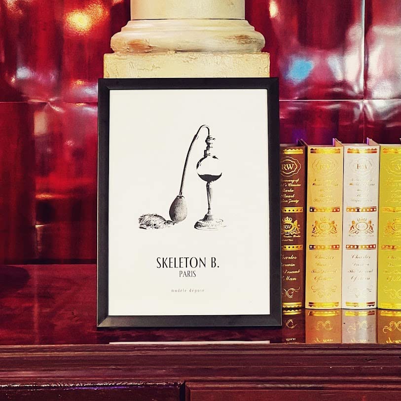 Amazon.co.jp: ポスター A4 アートポスター 香水 モノクロ モノトーン