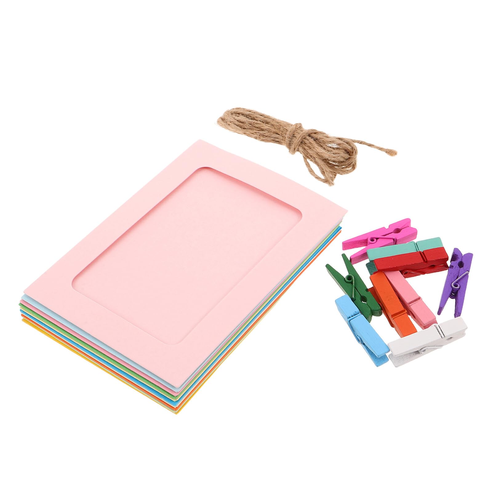 Marco de madera colorido con montaje de cuerda para colgar arte