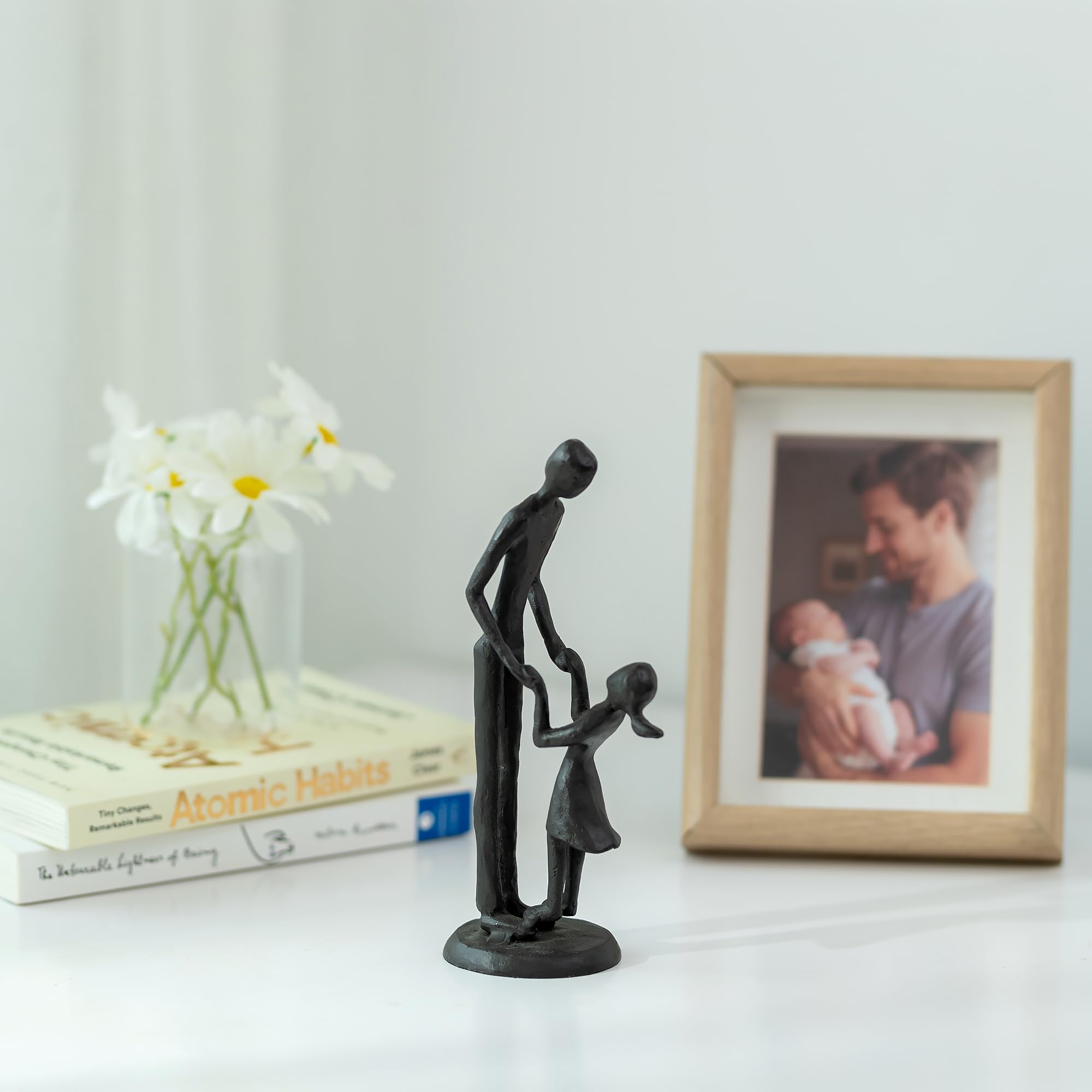 Sziqiqi Figurine Regali per il Padre - Papà Figlia Statue di Ferro Padre Figlia Amore Scultura Decorazione per Festa del Papà Matrimonio Natale Regali Commemorativi per Papà Nuovo Patrigno Marito