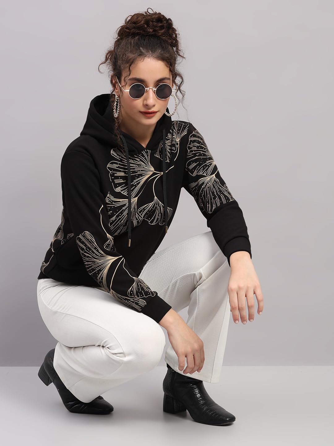 Monte Carlo Womens Regular Fit Printed Pull On Closure Full Sleeve Winter Hooded Sweatshirt | Warm Pullover for Ladies | Soft Comfortable Casual Winter Wear for Women's Black L (Pack of 1) 4