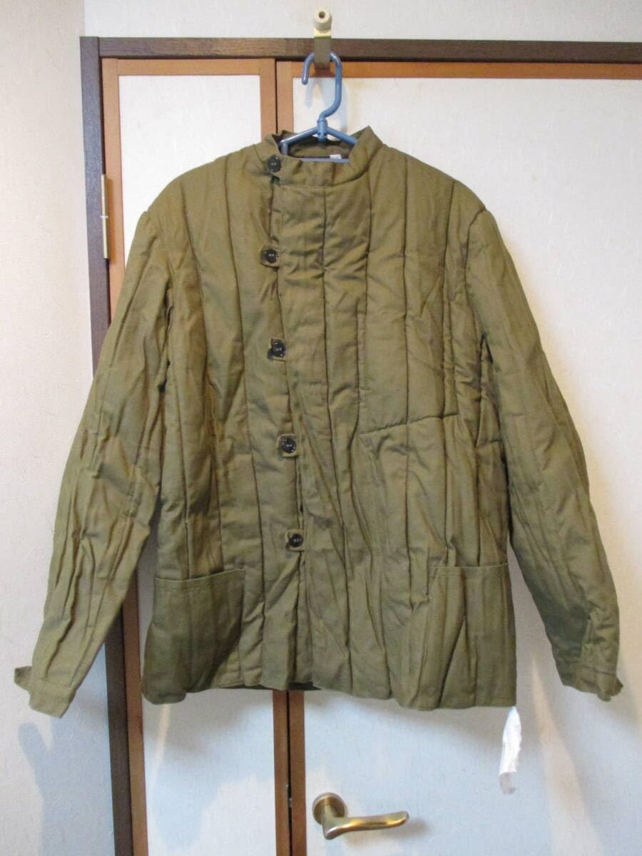未使用　実物　ロシア軍　サイズ３　テログレイカ　キルティングジャケット　秋冬用 Amazon.co.jp: 実物 ソ連軍 ロシア軍 サイズ3 テログレイカ