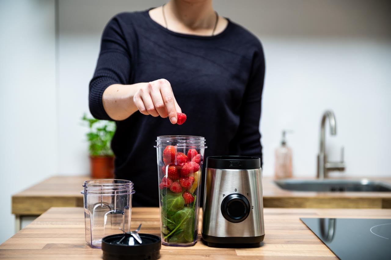 alpina Smoothie Maker Mixer – Frullatore per frullati da 300 W – incl. tazza per frullati da 300 ml e 600 ml – 2 velocità e funzione pulsante, acciaio inox – argento/nero