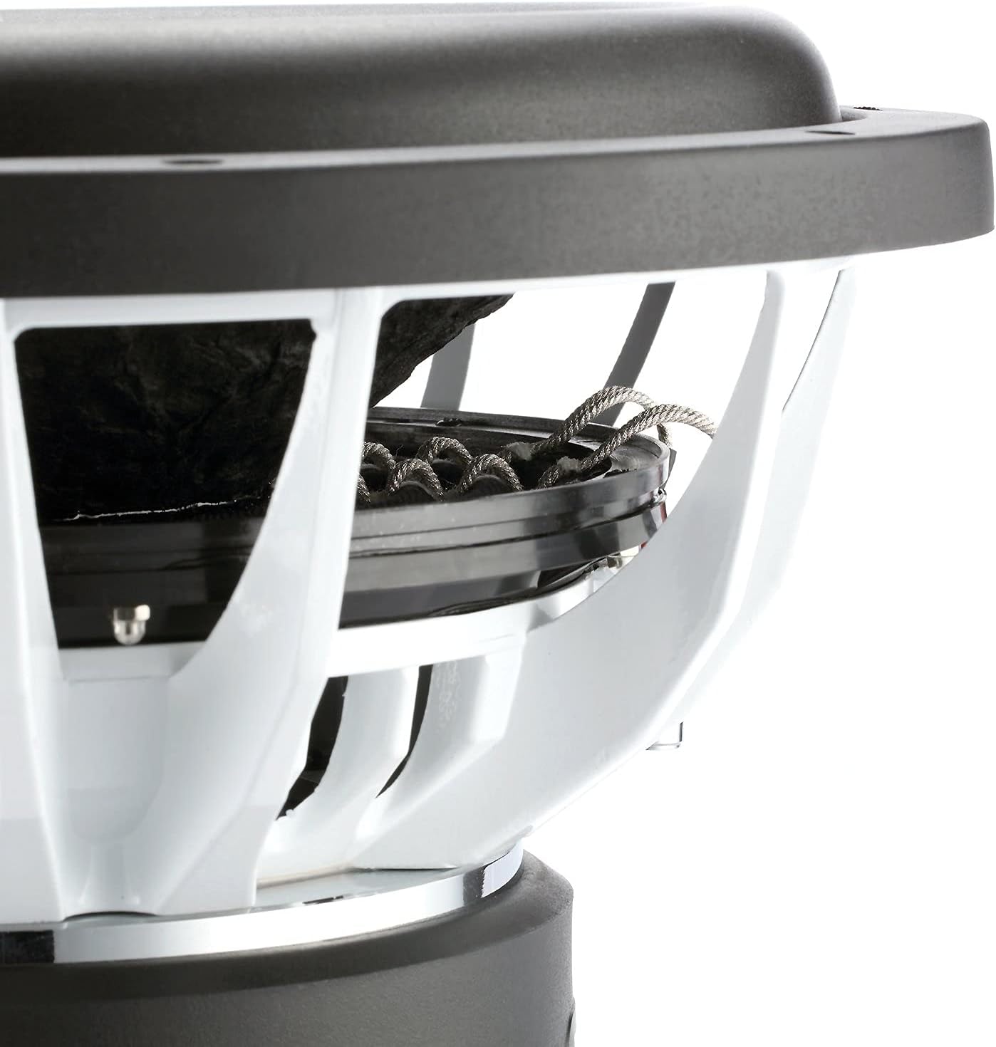 Close-up of CT Sounds STRATO-12-D2 subwoofer tinsel leads