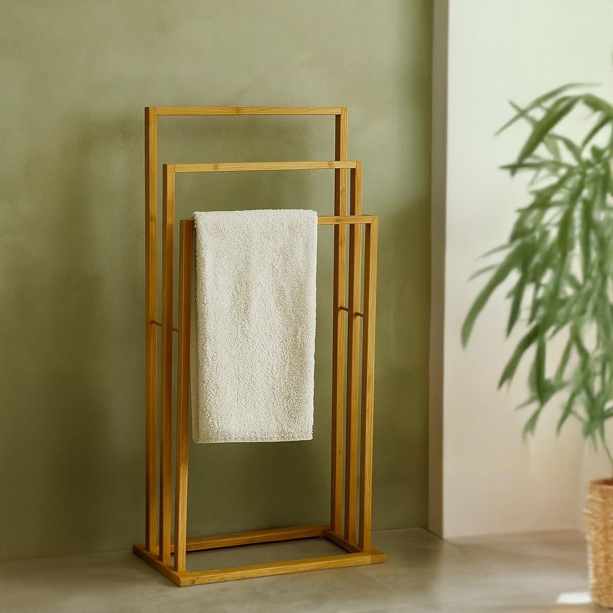Toallero múltiple Natural de Madera de bambú de 40x24x82 cm - LOLAhome